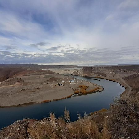 Bardas Del Limay Dormi-Con Hidromasaje - Totalmente Equipado Plottier Esterno foto